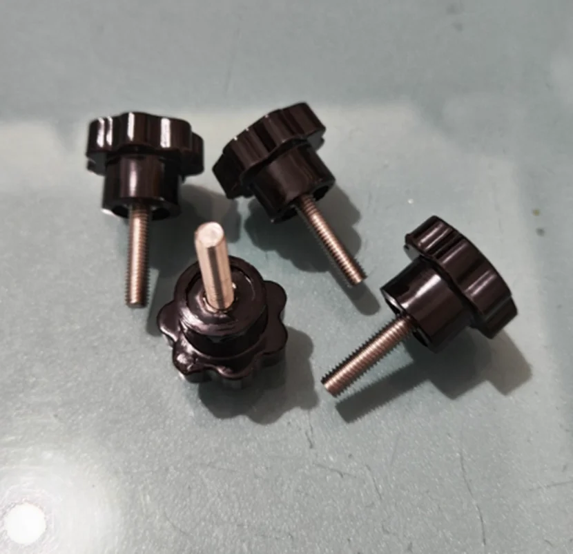 Handle diameter 50mm Plum Handle Screw Star Shaped Bakelite Hand Screw Star Shaped Screw Mechanical Handle Galvanized Screw M10