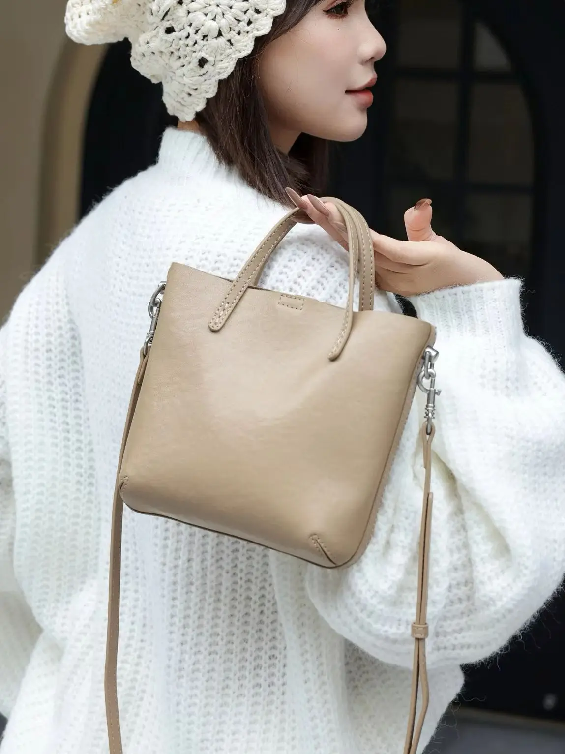 

Натуральная кожаная женская сумка через плечо, люксовая дизайнерская сумка-ведро из воловьей кожи для женщин, маленькая сумка-тоут 2026