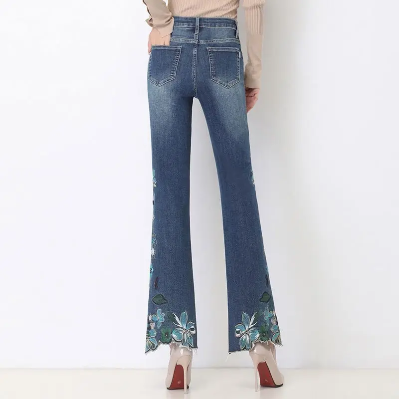 2023 Summer New Denim Pants Embroidered Flower Jeans High Waist Elastic 9 Points Bell-bottoms