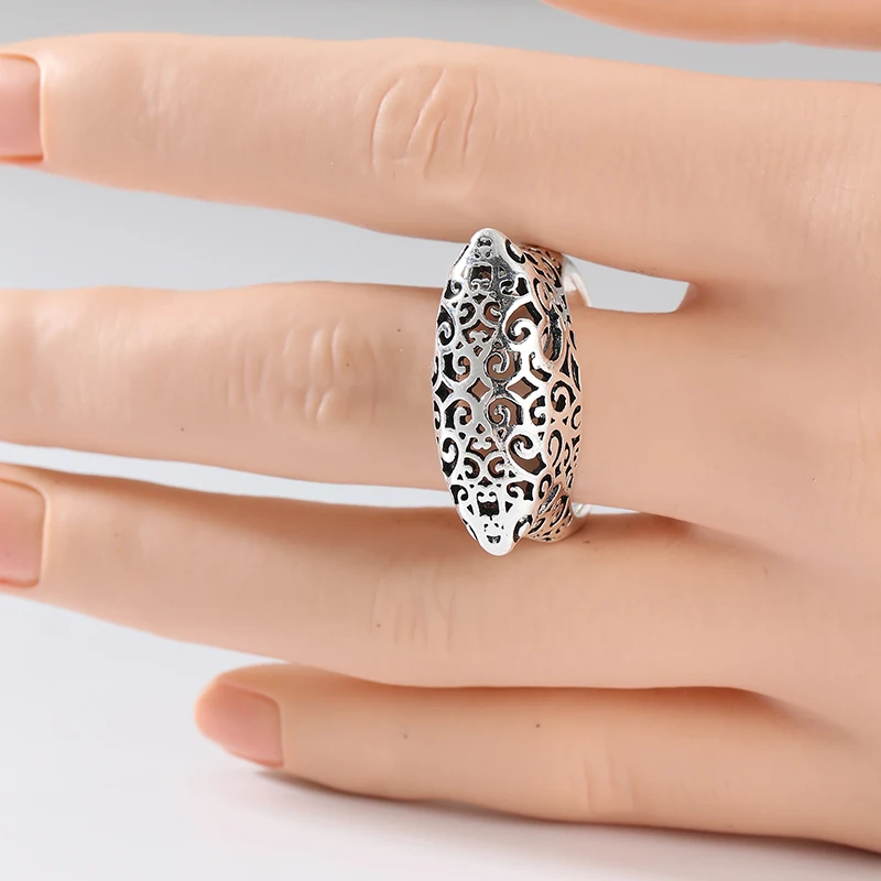 Chic Desiign Fashion Hollow Textured Silvery Plated Irregular Ring Women's Fashion Vintage Banquet Celebration Jewelry Accessory