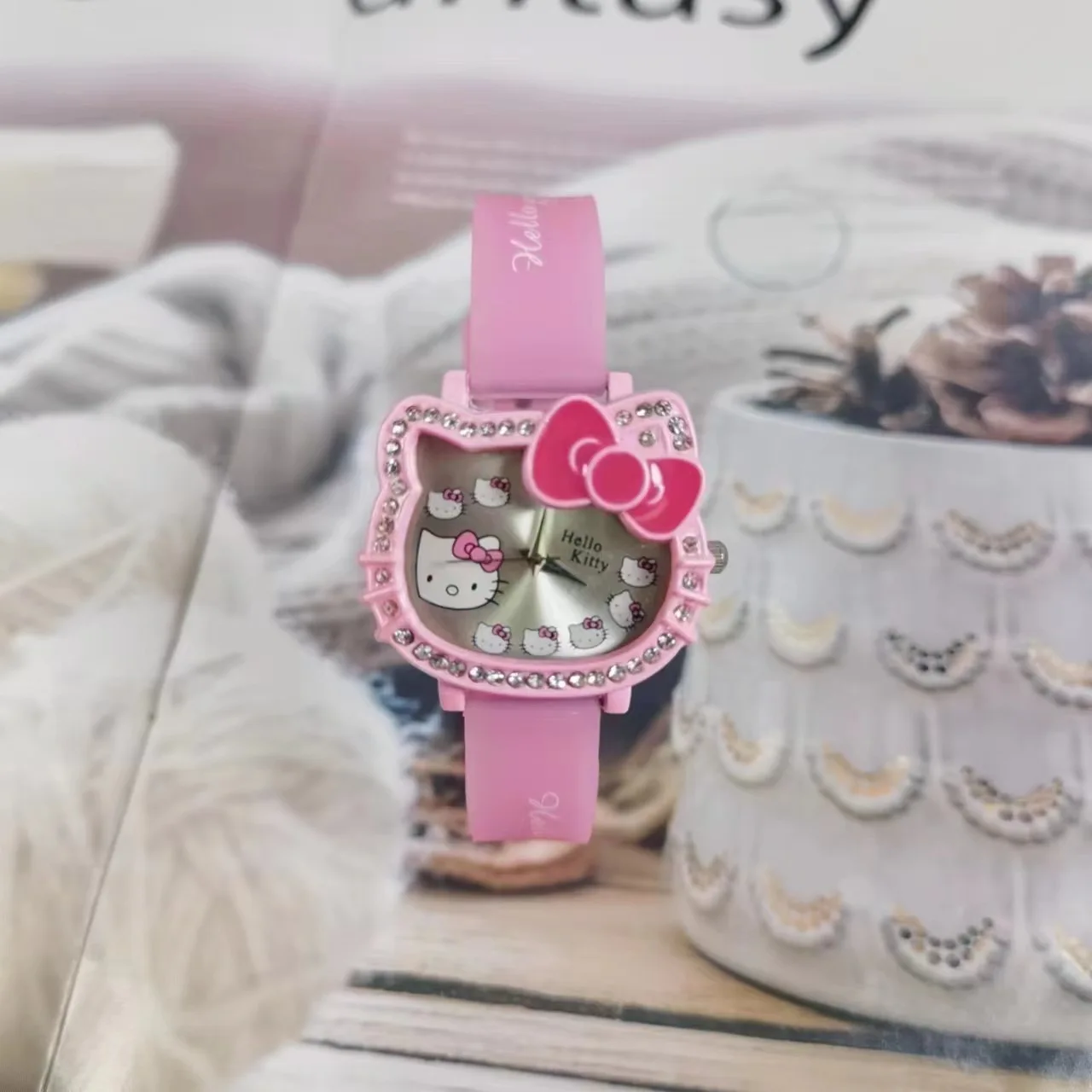 ساعة كوارتز سيليكون كرتونية للأطفال مع ساعة كوارتز مرصعة بالألماس للأولاد والبنات ساعة أطفال هدية إبداعية