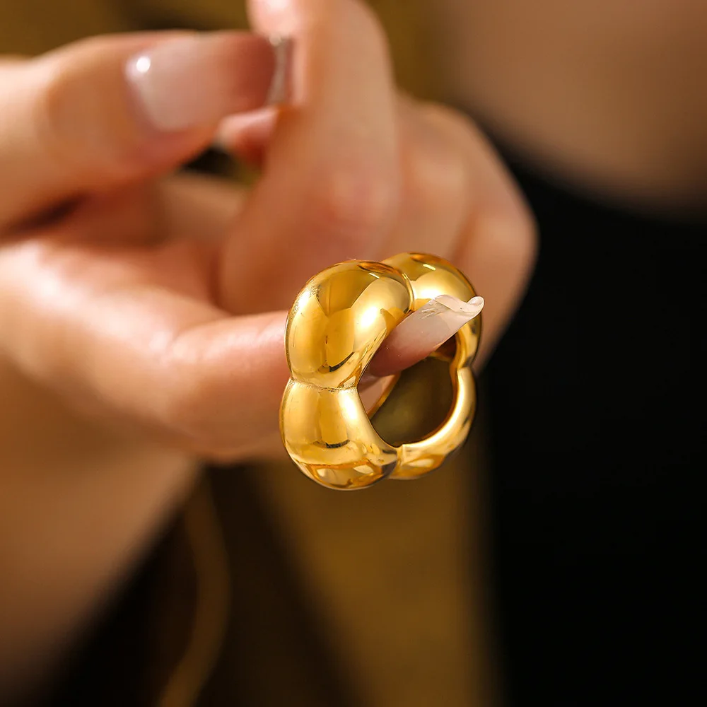 Cute Charm Flower Chunky Exaggerate Rings For Women Stainless Steel Gold Plated Waterproof Finger Ring Jewelry Wholesale