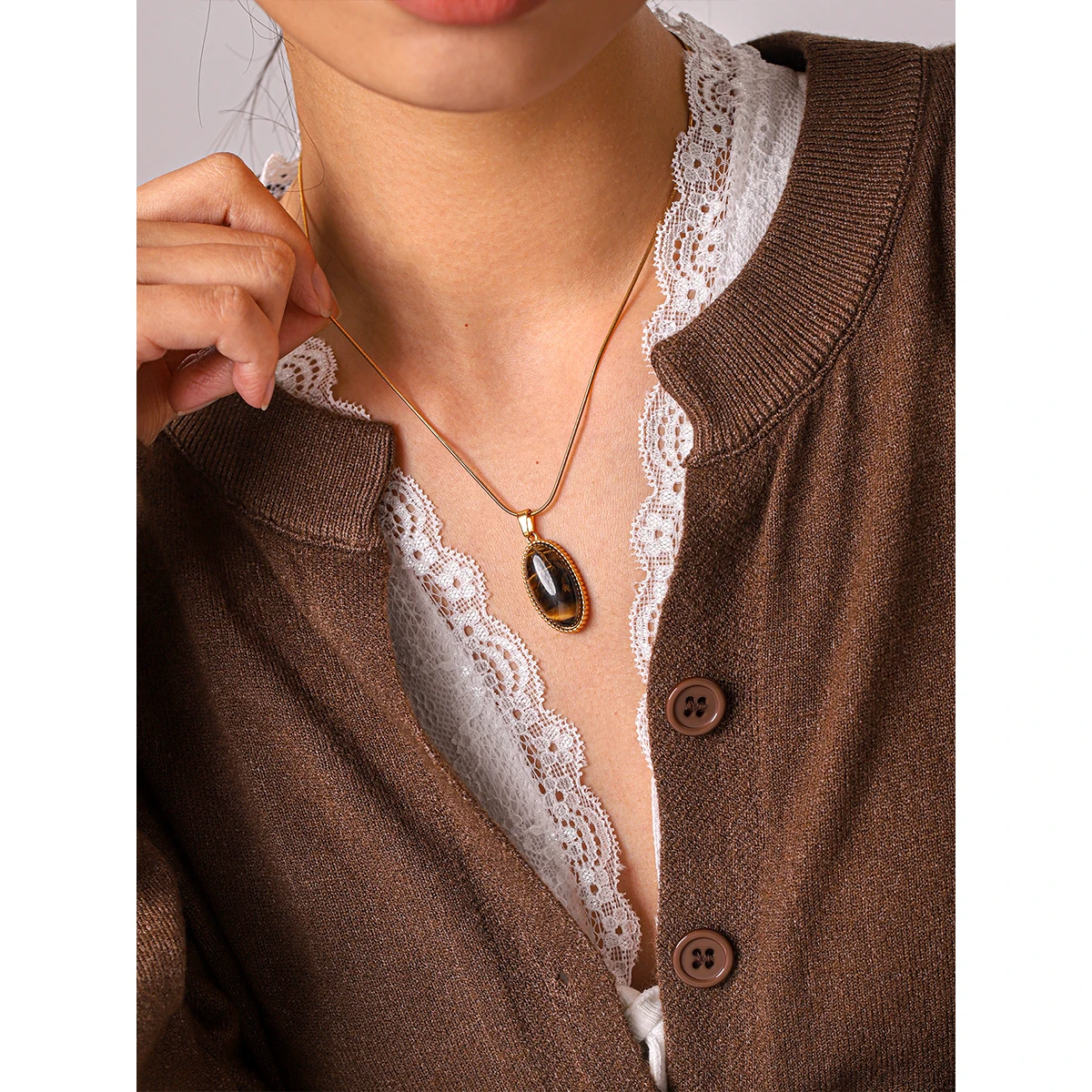 

Stainless Steel 18K Gold Plated Oval Tiger Eye Stone Pendant Necklace Waterproof No Fade for Women Daily Office Party Gift