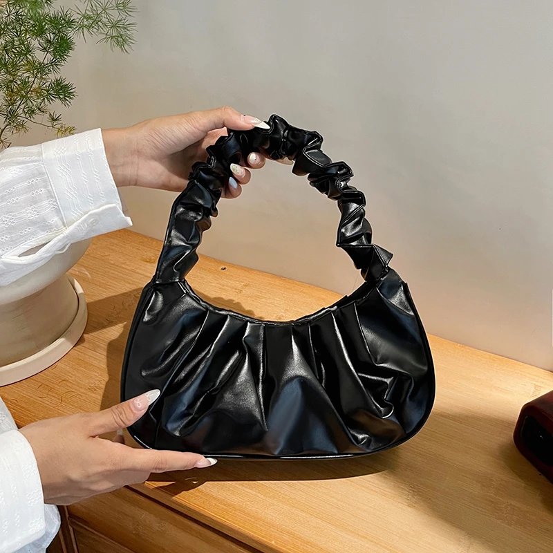

​​Luxury Streamlined Female Bag Handbag Petite Shoulder Bag Efficient Elegance For Purposeful Women​​