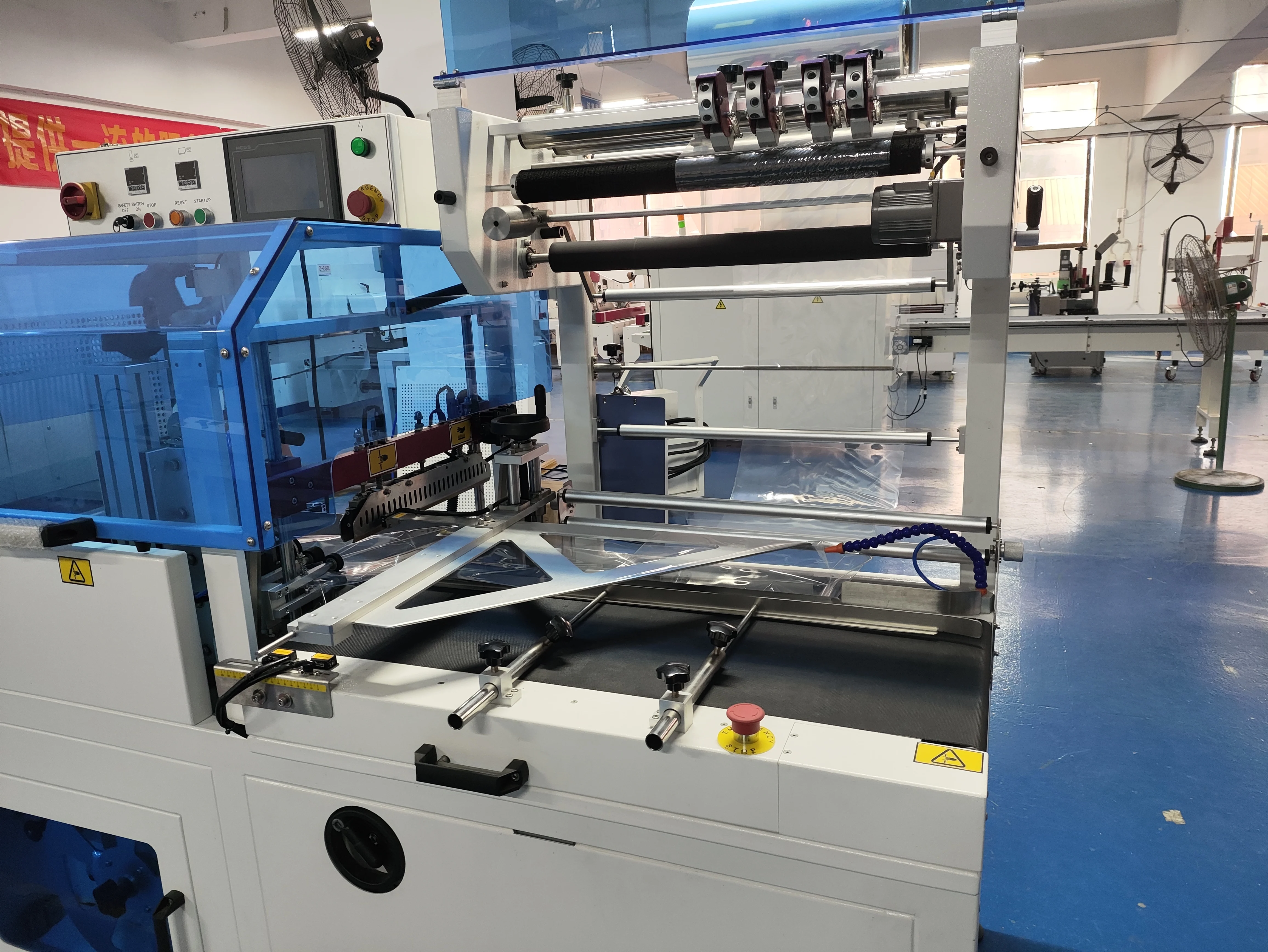 Automatic Sleeve Sealer Shrink Packing Wrapping Wrap Machine