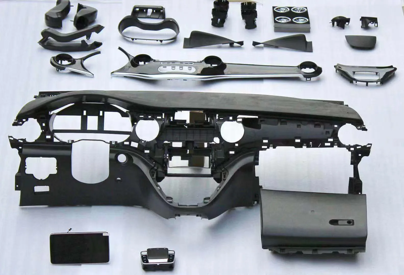 Car Interior Accessories Commercial Vehicle Modified Dashboard Suitable for Vito V-class W447 V250 V260D V250D Special Dashboard