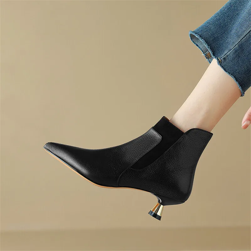 2027 New Autumn Genuine Leather Women Boots Fashion Pointed Toe Knight Boots Concise Short Boots Women Botines
