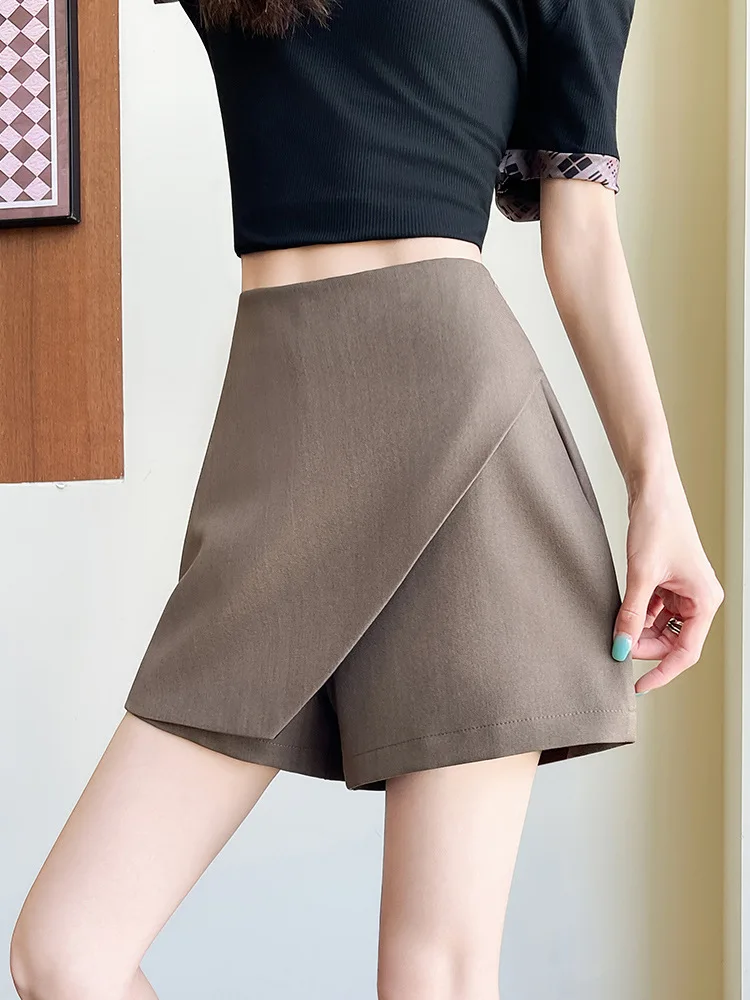 بدلة رمادية تنورة السراويل النسائية صيف 2025 التخسيس تنوعا أسود مثير نمط المدرسة تنورة صغيرة تنورة قصيرة للسيدات