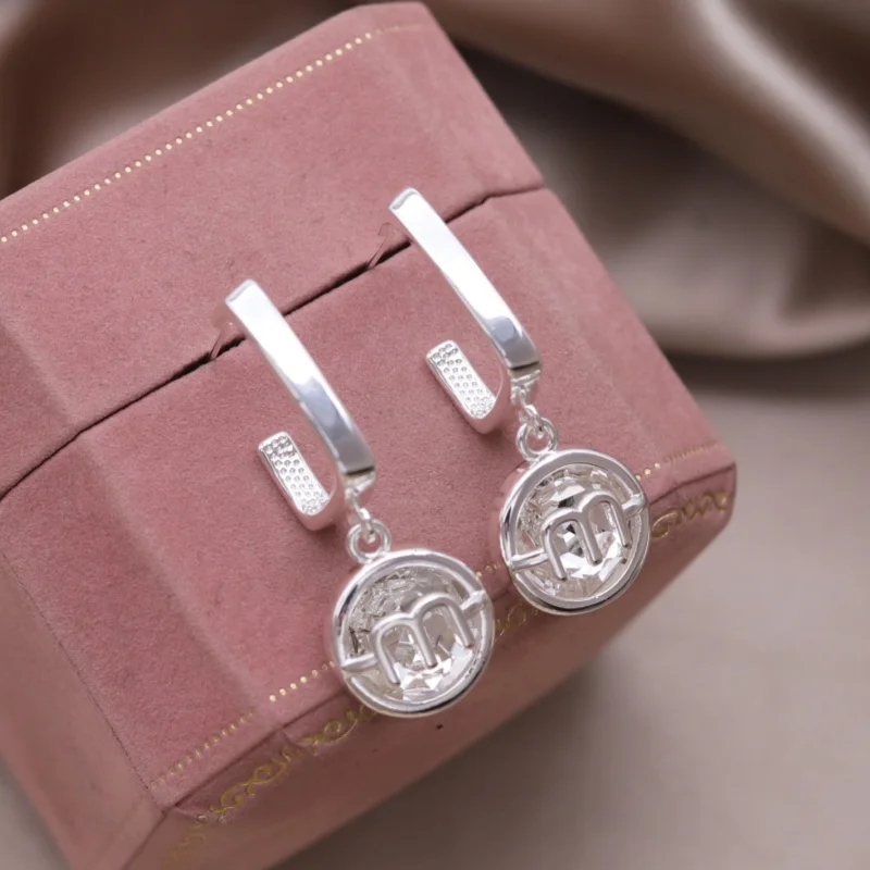 Korean new design fashion jewelry 14K gold plated letter M crystal pendant earrings elegant women's daily work accessories