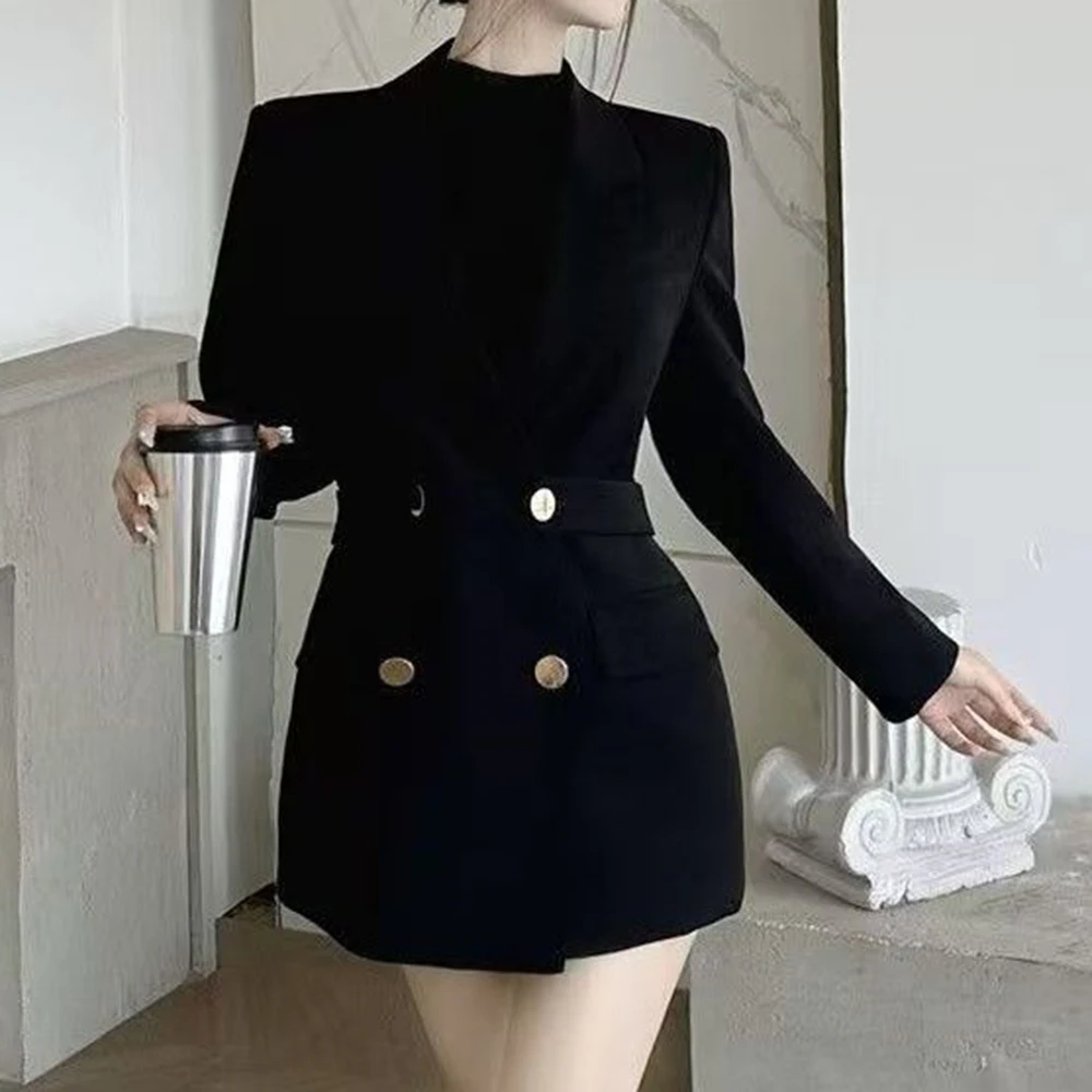 سترة ضيقة جديدة على الموضة لعام 2025 صف مزدوج للركاب النسخة الكورية بدلة موسى سترة موخير دي مودا