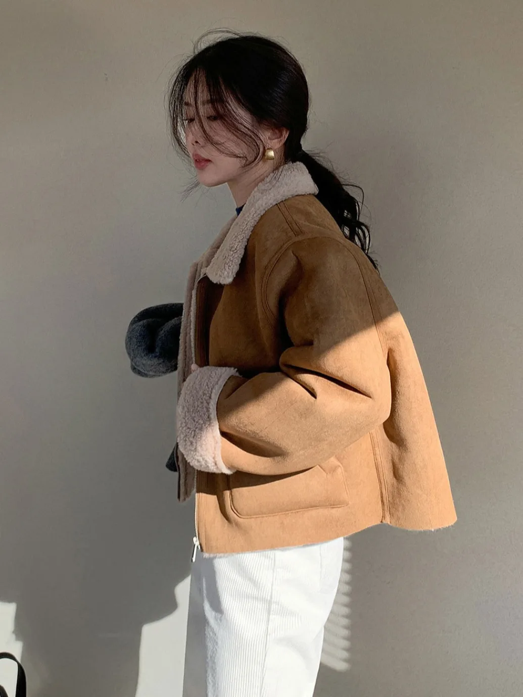 Thiened الدافئة فرو الضأن Jaet المرأة الخريف الشتاء فضفاض الفراء الجلود Inteated دراجة نارية الملابس الملابس القطنية