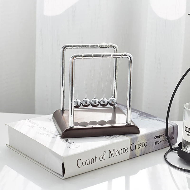 Moderne Perpetual Motion Machine Newton Pendulum Model Newton Cradle Balance Ball Decor Interessante Kantoor Tafelblad Home Decor