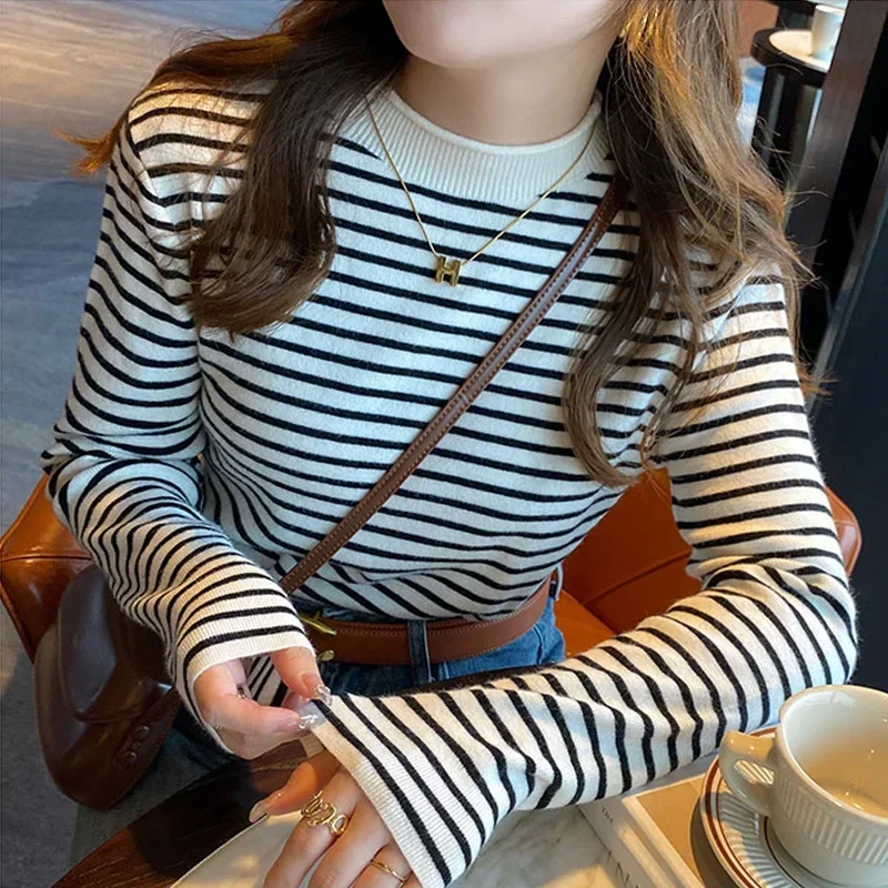 

2024 Autumn winter Basic Bottoming Sweater Top Women Ribbed Soft Mock Neck Elastic Pullover white stripe Slim Jumper sweaters