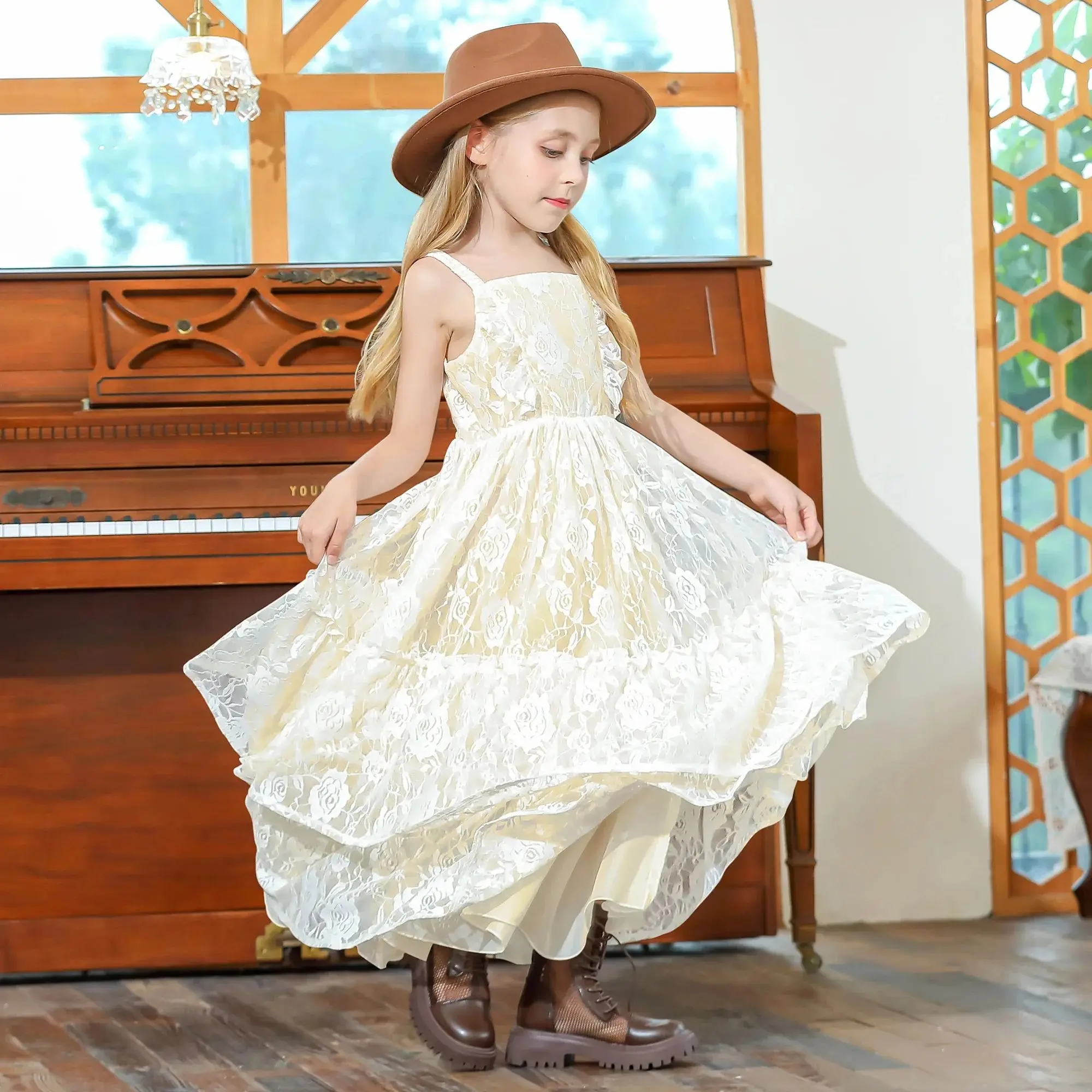 Summer Dress Girls Lace Flower Embroidery Dress Backless Toddler Bohemian Long Dress For Kids Birthday Wedding Party Beach Wear