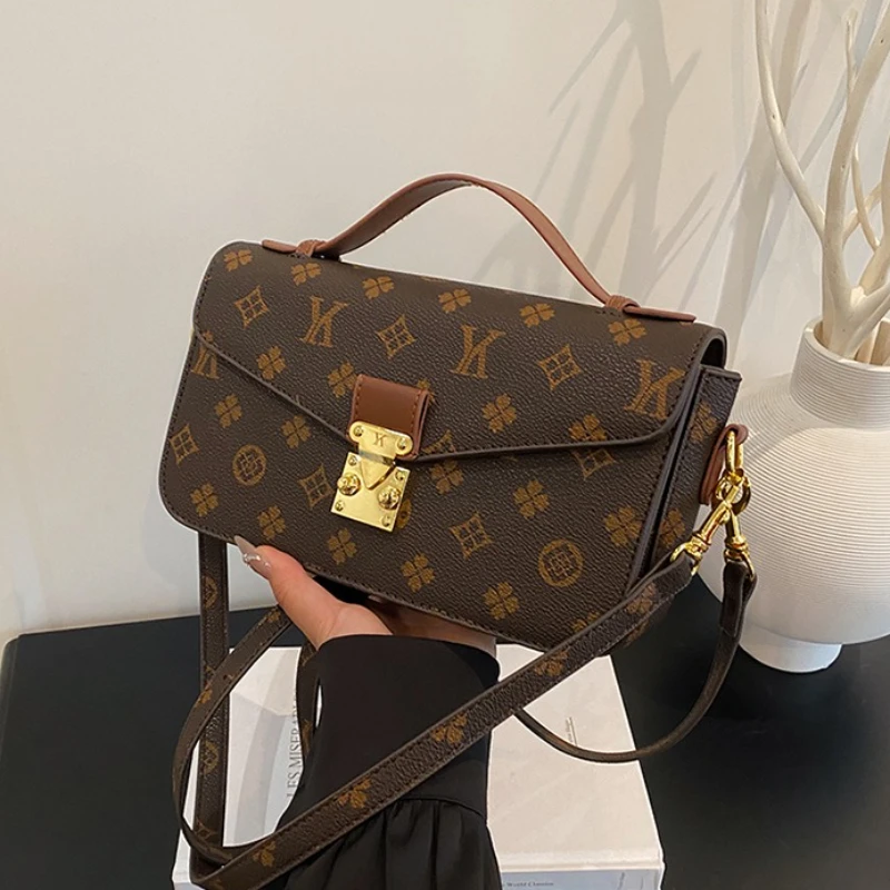

Glamorous Ladies Leather Handbag Luxury Crossbody Shoulder Bag Designer Tote Purse Women's Fashionable Messenger