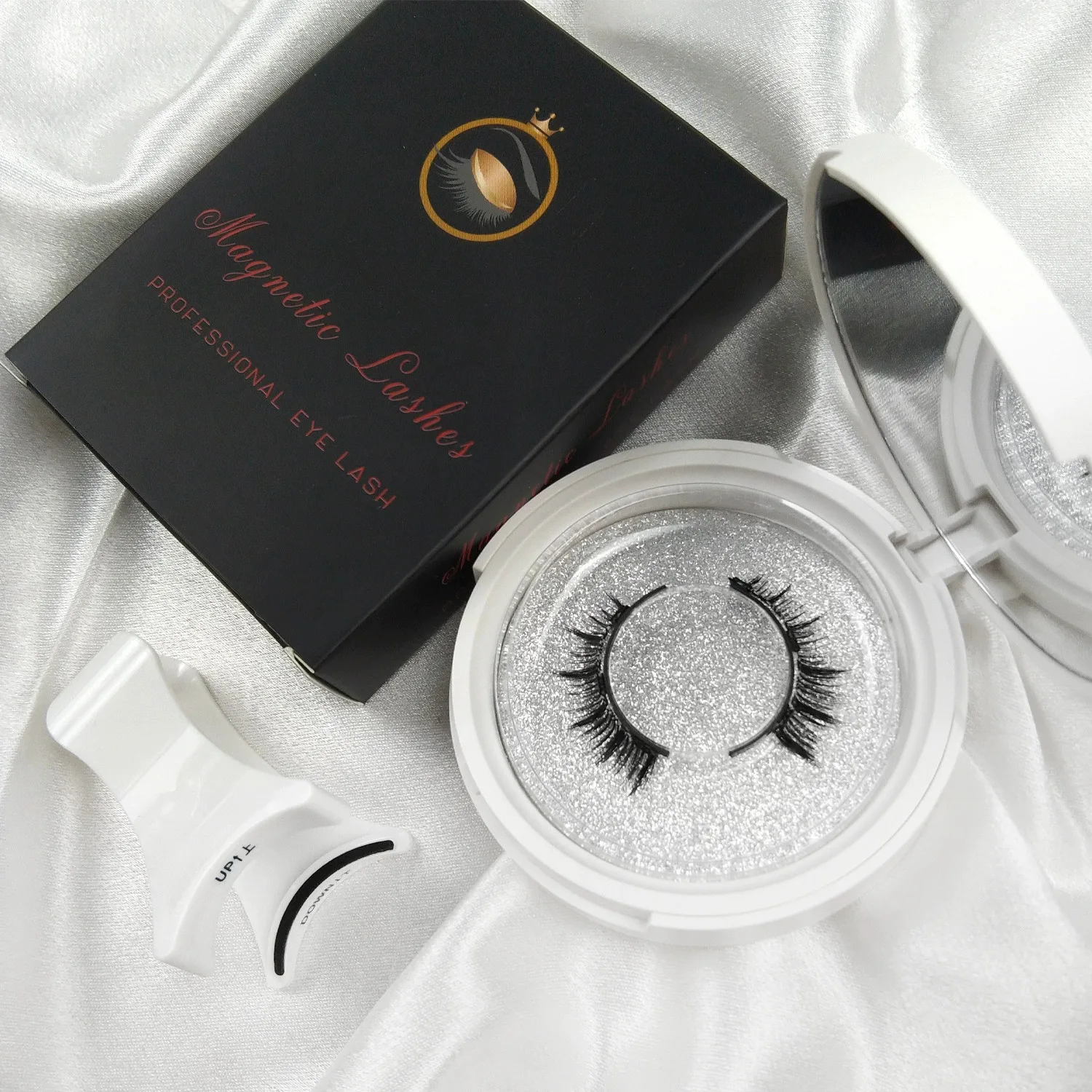 Magnetic Lashes, Eco-Friendly False Eyelashes, No Glue Required, Easy Application, Reusable for Daily Makeup