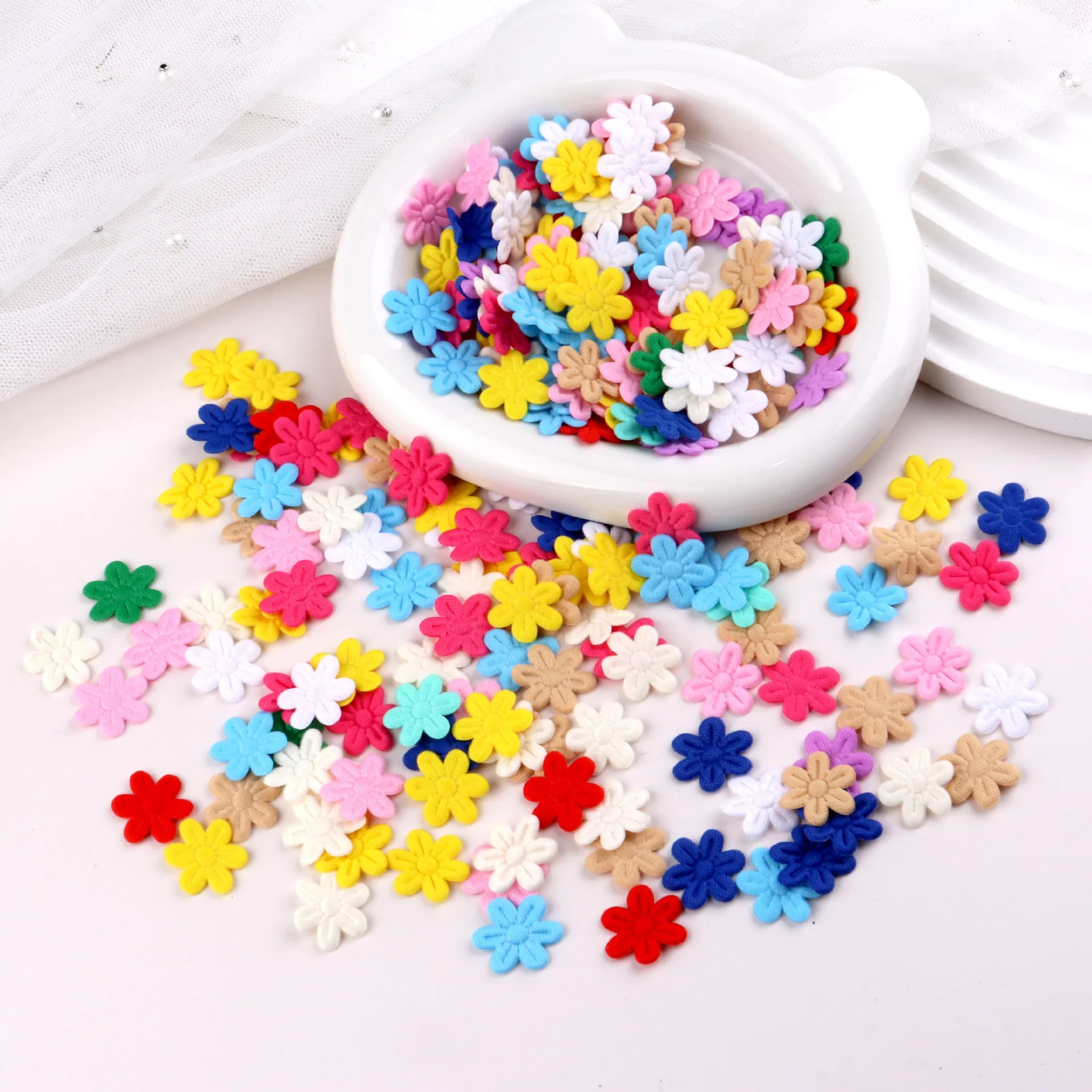 100pcs Artificial Flowers Felt Cloth Five-Petal Flower Embossing Fake Flower For Wedding Home Decor DIY Scrapbooking Wreath Lore