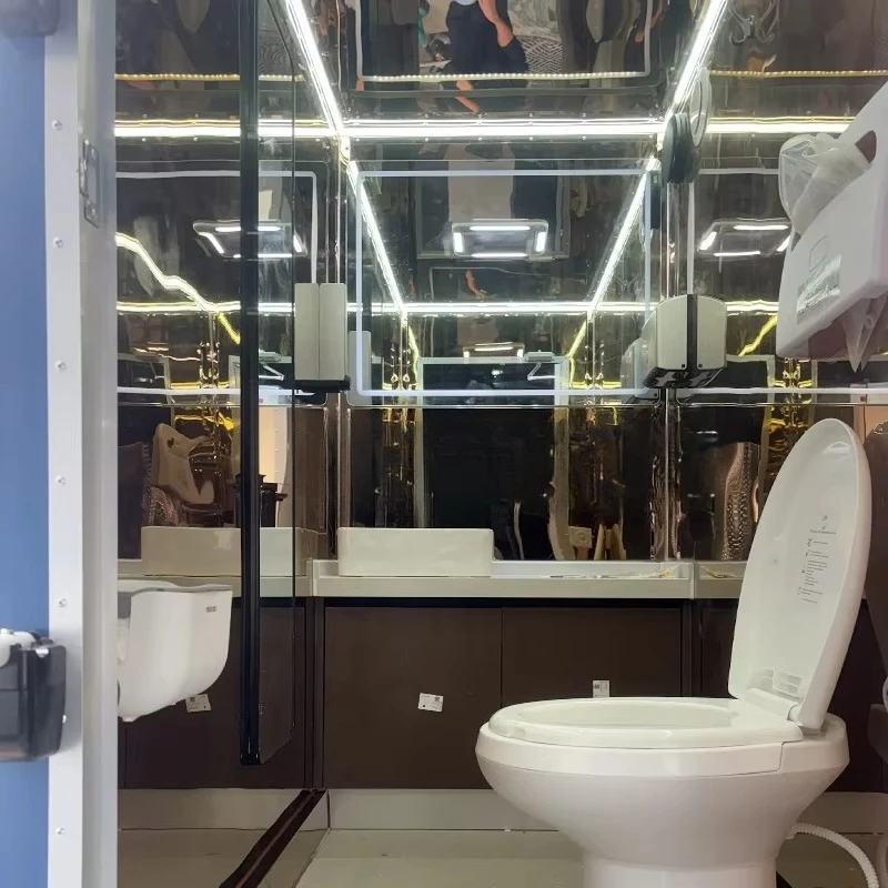 CE/ISO9001 Certified Eco-Friendly Durable Portable Toilet Trailer Modern Design Shower Room Accessories Outdoor Bathroom Use