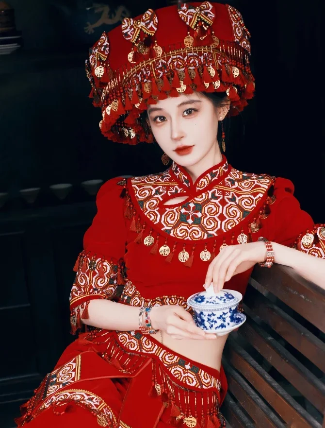 Chinese  Hmongb Women's Performance Dance Costume Set