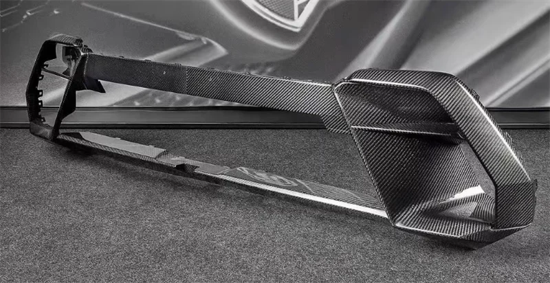 لسيارات BMW G07 X7 2023 2024 2025 ReaI ألياف الكربون الجبهة حافة مصد السيارة الأمامية مدخل هواء مصبغة سبويلر عدة