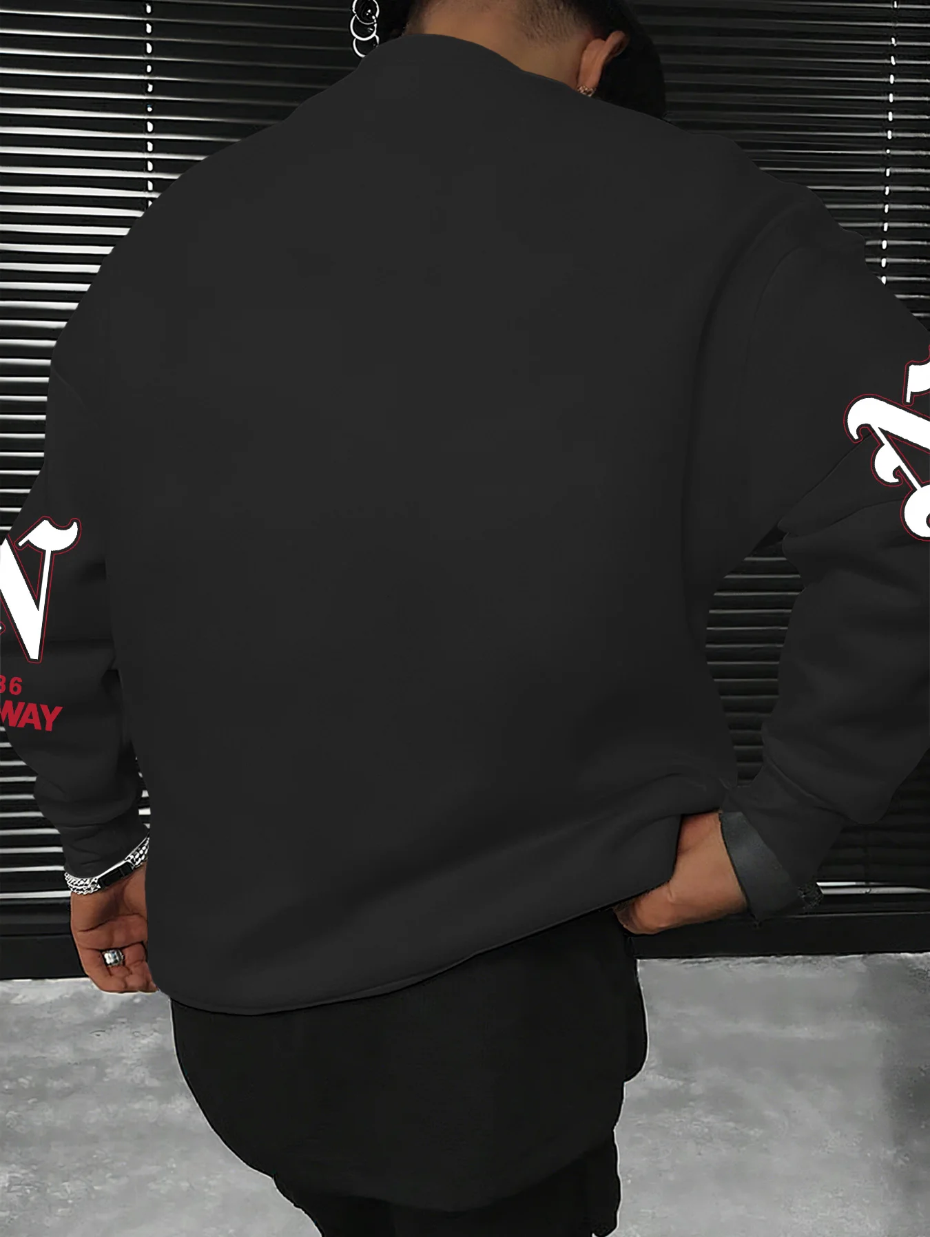 Herren Oversize-Sweatshirt mit überschnittenen Schultern, Vintage-Norwegen-Textdruck, Hip-Hop-Freizeitpullover – Detail 3