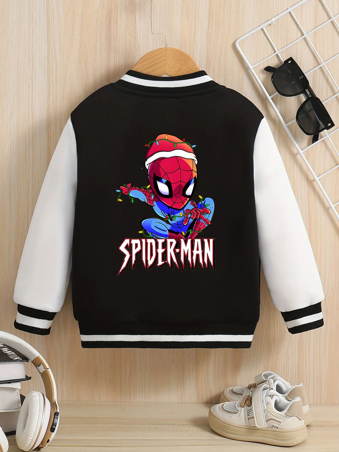 MINISO Рождественская бейсбольная куртка для мальчиков с Человеком-пауком — Рождественский принт Человека-паука, двусторонняя для проверки праздничной энергии, com