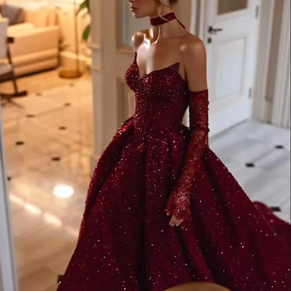 Weinrote Pailletten-Abendkleider für die Braut, rückenfrei, seitlich geteilt, A-Linie, Ballkleider, individuelle formelle Damen-Partykleidung für die Hochzeit