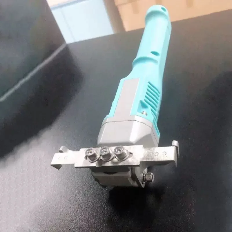 Portable and Efficient Brushless Electric Rubber Tapping Knife Rubber Tree Electric Rubber Tapping Knife Special 4000mAh Battery