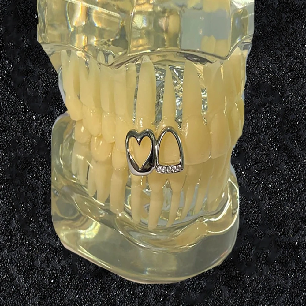 دعامة هيب هوب مطلية عيار 18 قيراط للجنسين - حلي مزدوجة مجوفة لامعة على شكل قلب مرصعة بالزركون رائعة ومتعددة الاستخدامات للأسنان