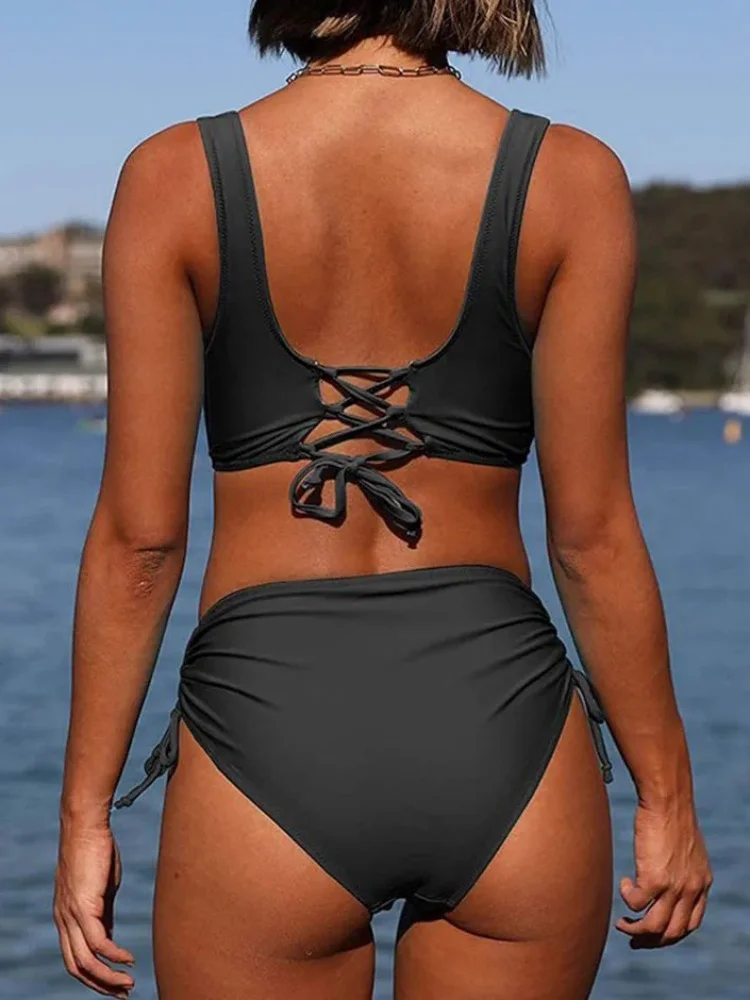 Damski strój kąpielowy bikini 2026, nowy, jednolity, z dekoltem w serek, na ramiączkach, seksowny zestaw bikini z wysokim stanem, letni strój kąpielowy dwuczęściowy, strój plażowy dla kobiet.