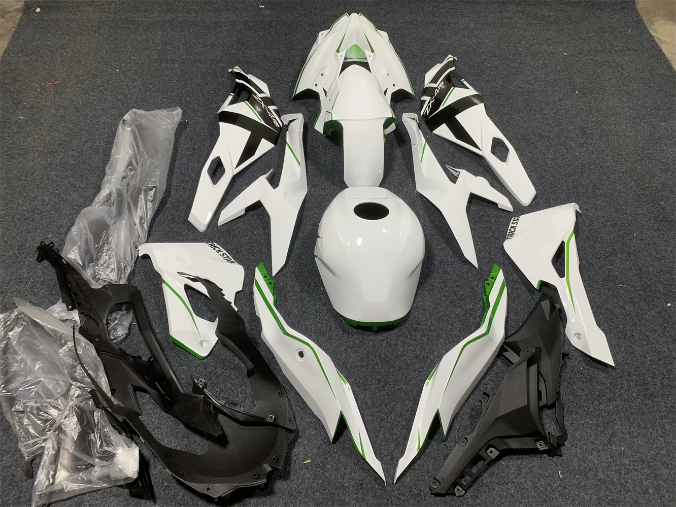 Motorcycle Fairing Kit fits ZX-4R Year 23-4R-4RR 2023 Fairing Black Green White motorcycle guard plate