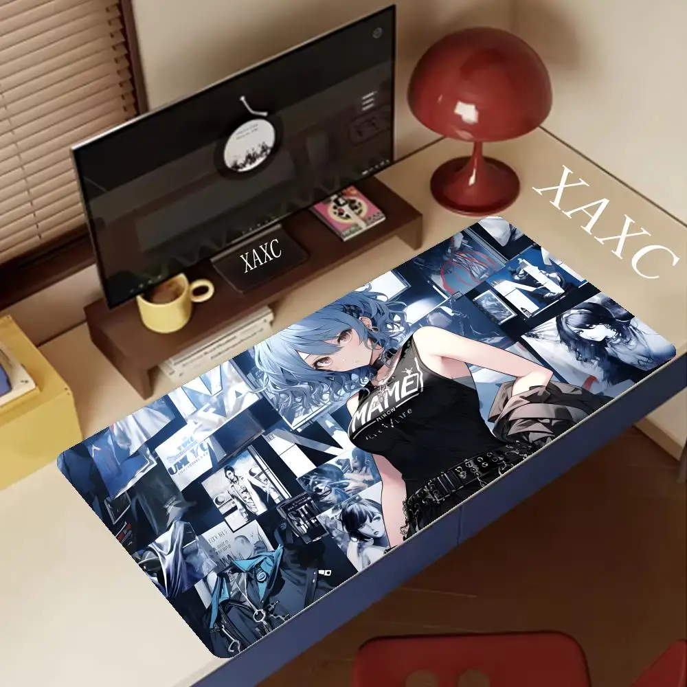 Cool Anime Girl Cyber City Mouse Pad, Neon Aesthetic Large Desk Mat, Smooth Gaming Surface for PC Setup  XAXC