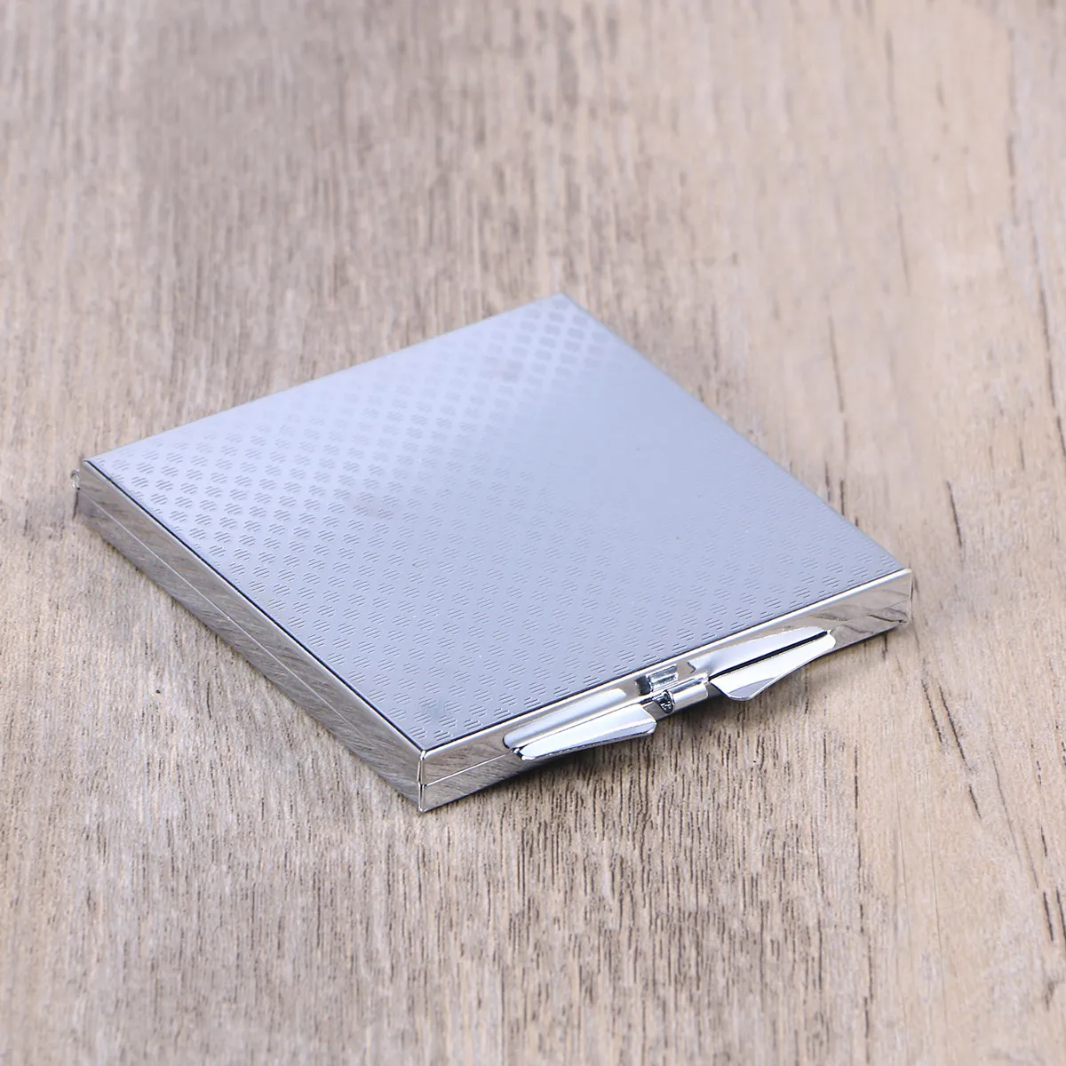Lightweight Portable Compact Mirror Dual Sided Hd Reflective Surface Polished Metal Housing Small Size Pocket Friendly Travel