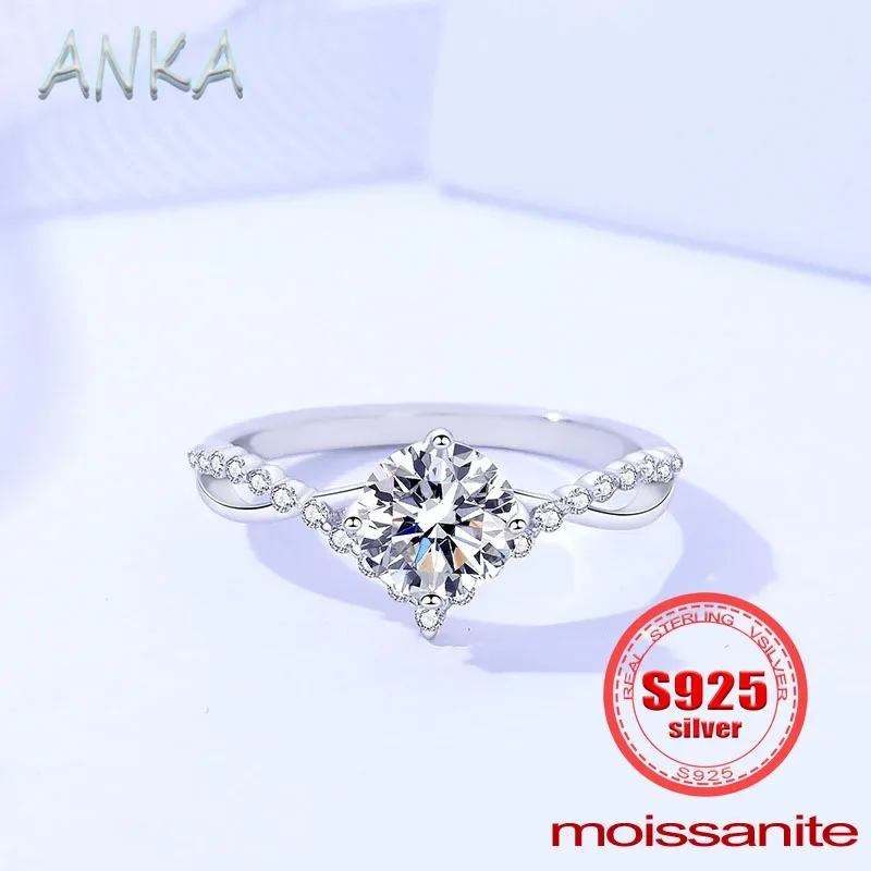 ANKA NEW S925 Sterling Silver 1CT Moissanite Ring Personalized Light Luxury Style Colorful Moissanite Ring