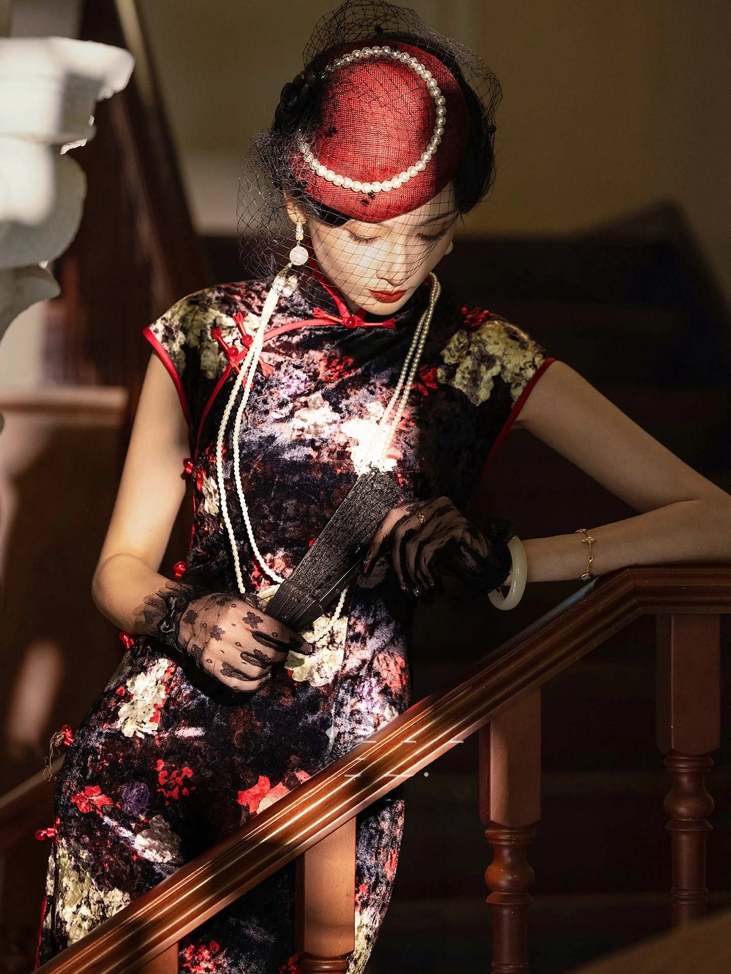 Ele Vintage Velvet …