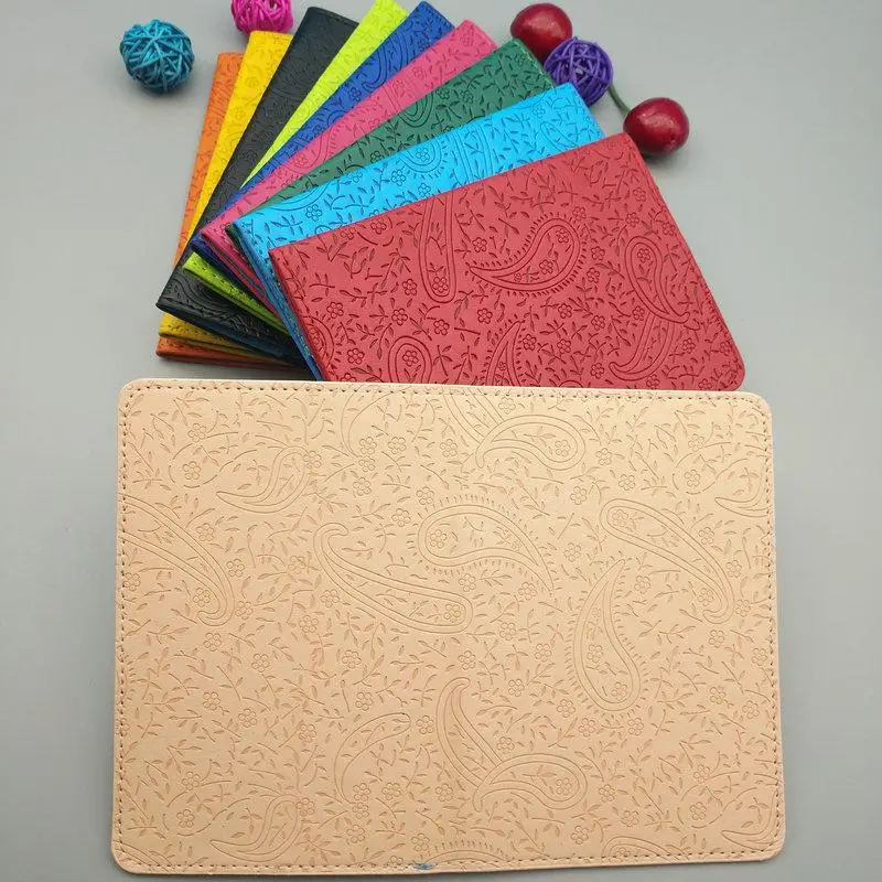 High Quality PU Leather Passport Holder Waterproof for Safe Travel with Card Storage