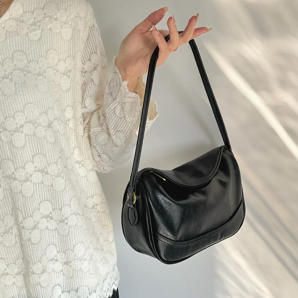 حقيبة يد نسائية عصرية ريترو كتف واحد حقيبة الإبط قطري عبر زلابية حقيبة 2025 محفظة صغيرة جديدة من جلد البولي يوريثان
