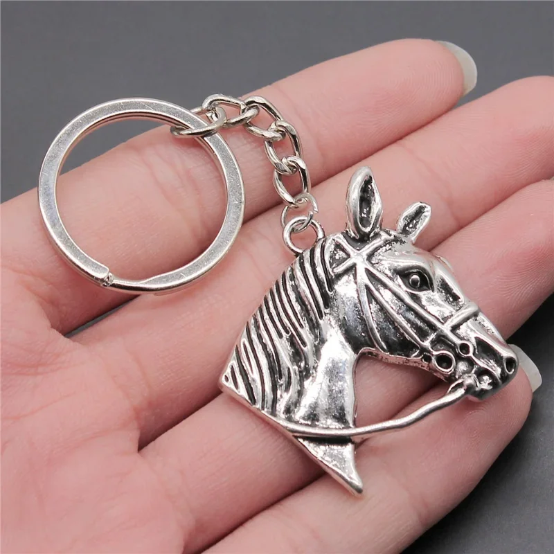 Popular Jewelry Alloy Pendant Keychain Vintage Horse Head Pendant Fashion Gift