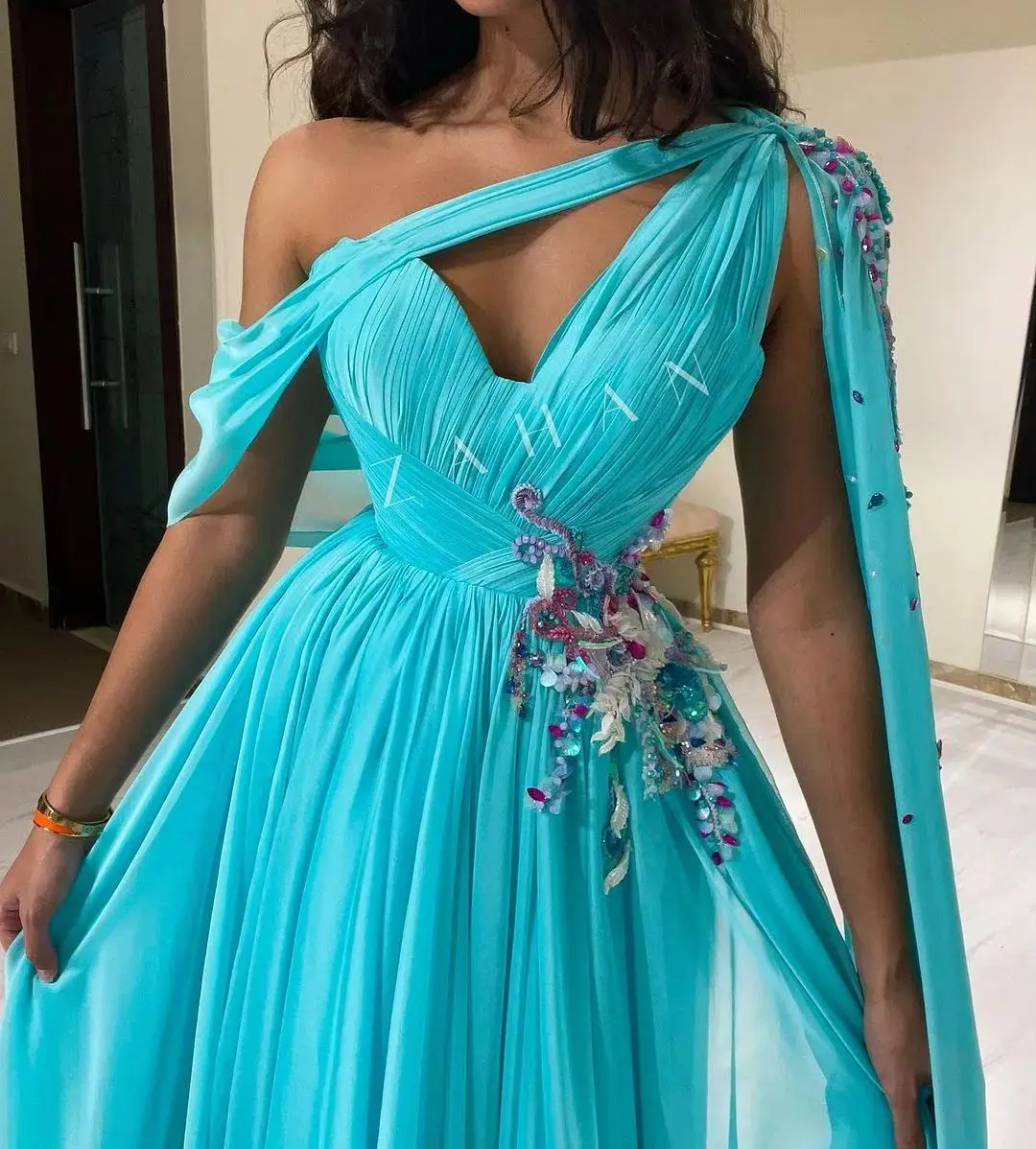 V Neck Evening Dresses Floor Length Beadings Prom Dresses gala Watteau Train Saudi Arabia Women For Wedding Blue Party Gowns New