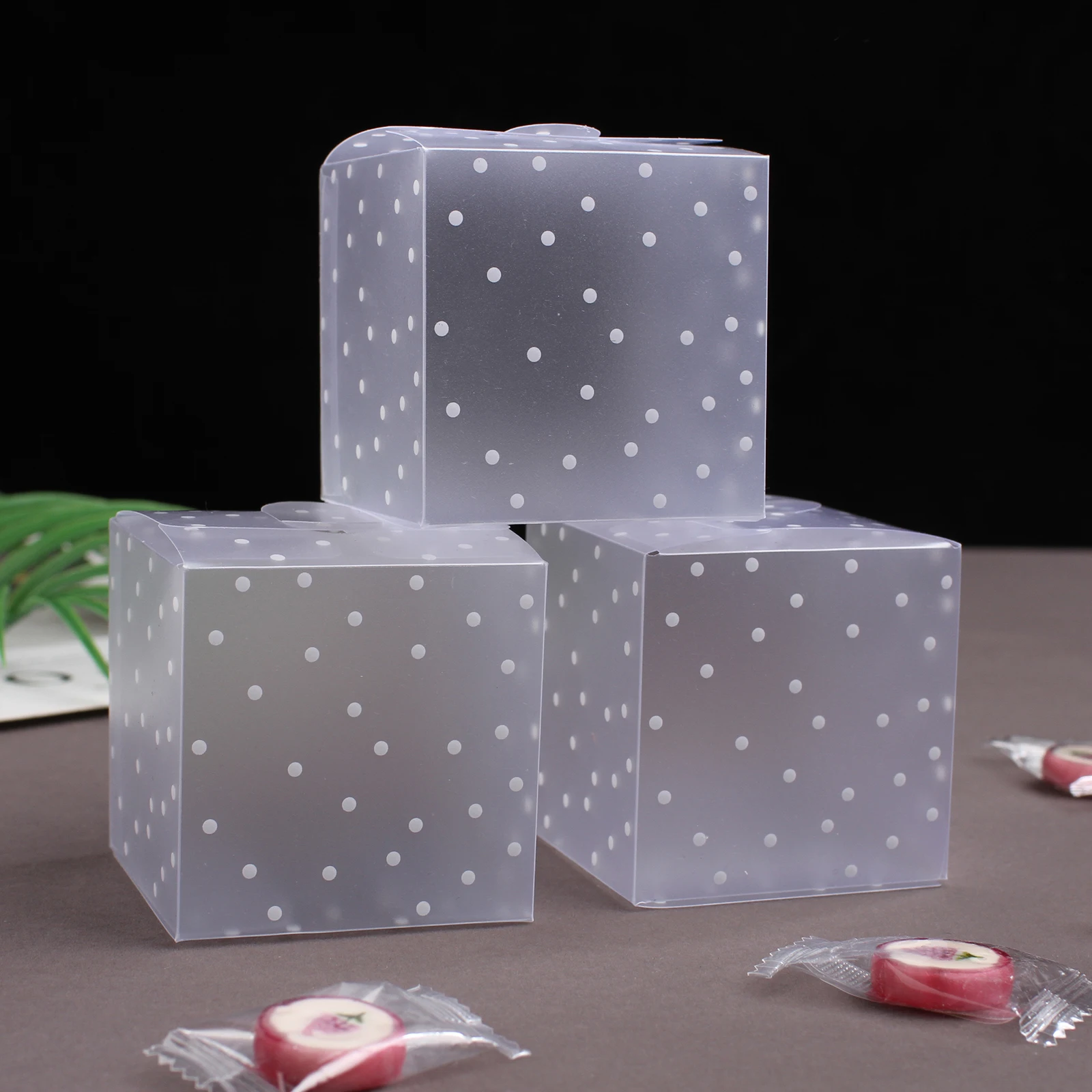 

10Pcs Translucent Gift Boxes Frosted Dot Chocolate Organizer PVC Matte Food Storage Candy Box Used For Party Wedding Baby Shower