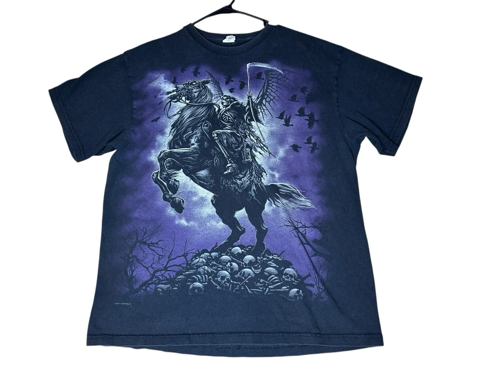 2011 Liquid Blue Grim Reaper Horse Skulls Graphic Print T-Shirt Adult Size LARGE
