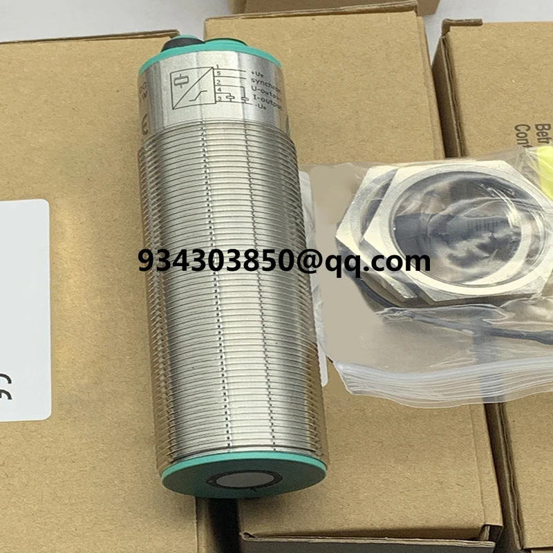 brand new ultrasonic sensor UCC500-30GM-IUR2-V15-Y  One year warranty