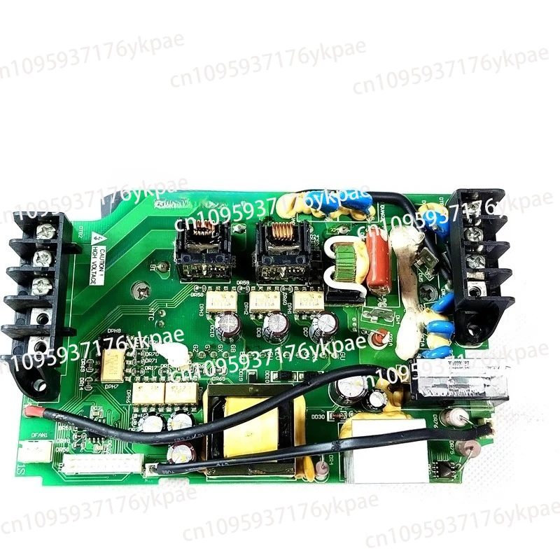 

Инвертор серии VFD-M VFD015M43BA 380 В 1,5 кВт Нижняя плата привода Плата питания Основная плата