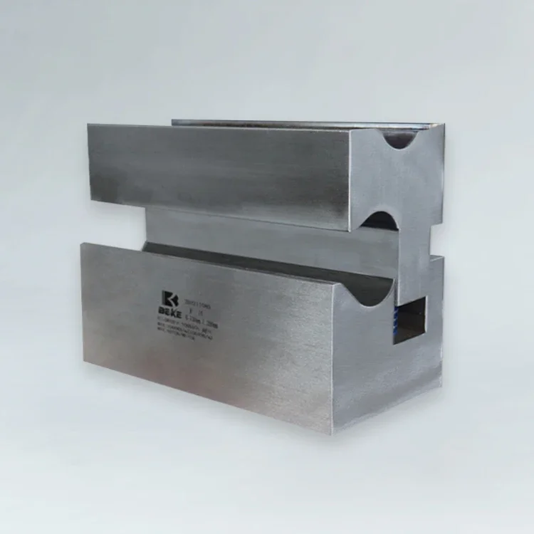 

Press Brake Standard Punch with 2V Die and Die Holder