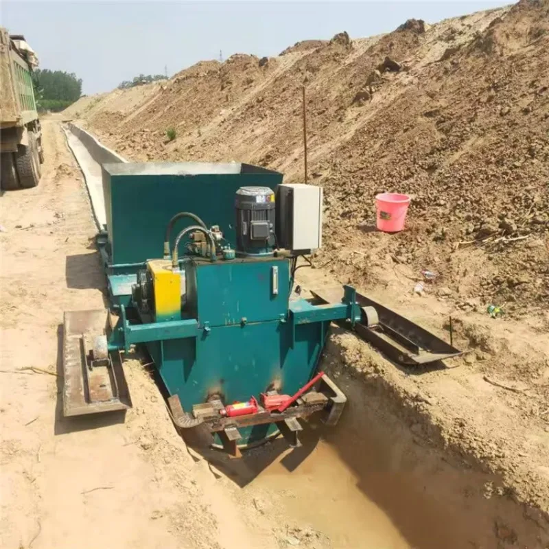 Customized Self-propelled Engine Hydraulic Trench Lining Machine High Load Moment For Rectangular Concrete Channel Trapezoidal G