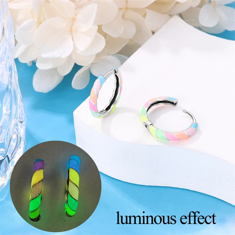 Orecchini In argento 925 Color Glow In The Dark Cute Claw Fish orecchini circolari arcobaleno per le donne Fine Birthday Christmas Jewelry