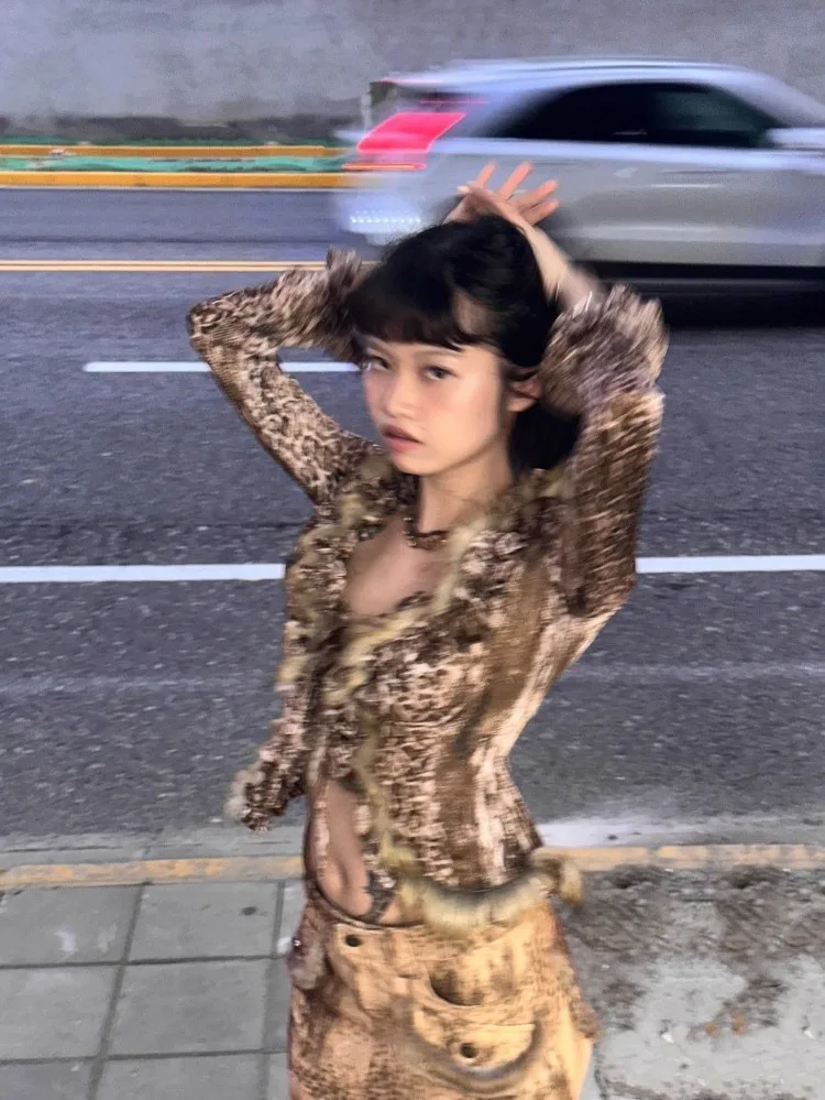 Japanese Y2k Leopard Print Shirt Vintage Harajuku Fur  Grunge Aesthetics V-neck Irregular Blouses American Retro