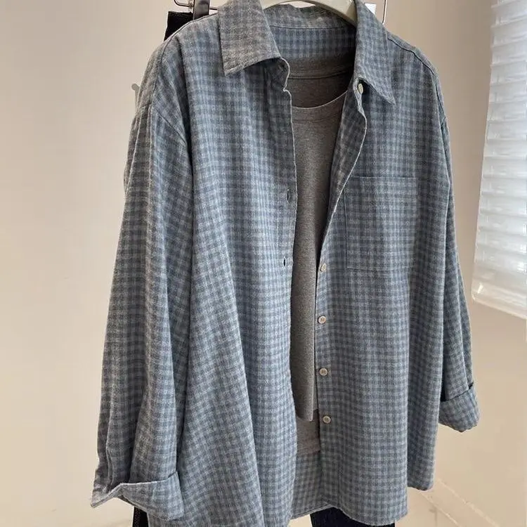 Kemeja Kotak-kotak Biru Vintage Wanita 2025 - Blus Flanel Berbahan Halus Lengan Panjang, Atasan Kancing Kasual Y2K Longgar, Ukuran Besar untuk Musim Gugur C
