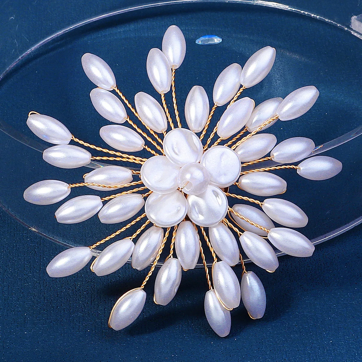 Perle Brosche Pin Schneeflocke High-End-Seide Schal Schnalle Luxus exquisite Damen bekleidung Accessoires Kleid Rock Schmuck – Detail 8
