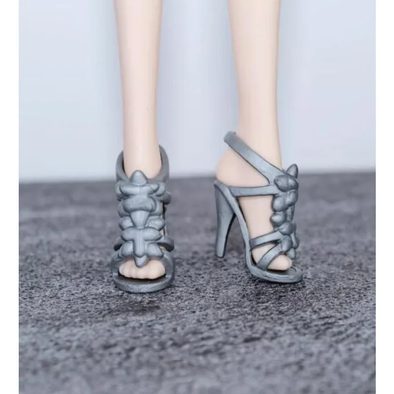 BK16 人形ハイヒールの靴偏平足の靴ギフトアクセサリー Bbie 人形用